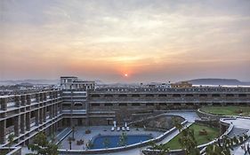 Ramada By Wyndham Udaipur Resort And Spa
